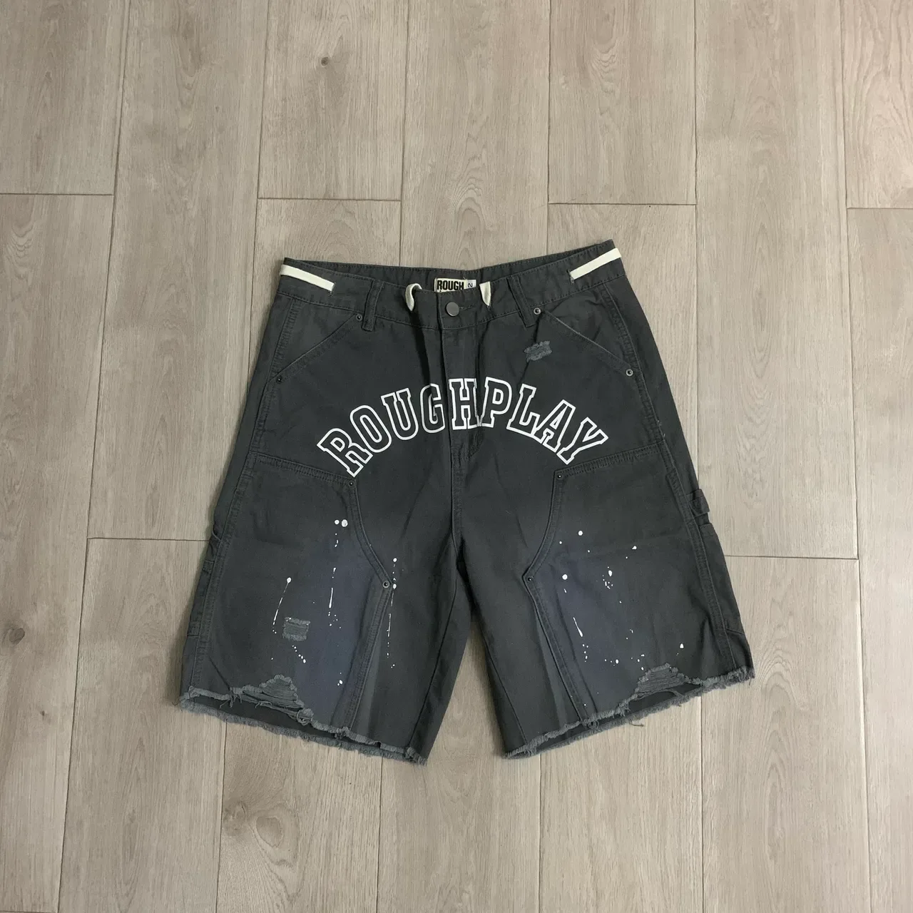Shorts Cargo Distressed Arch Logo Roughalay 21