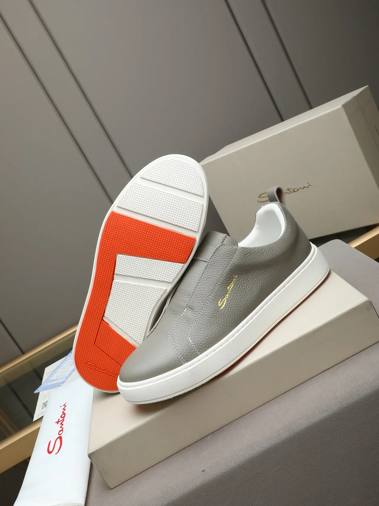 Santoni Mocassins en cuir à texture pebbled gris à enfiler 4