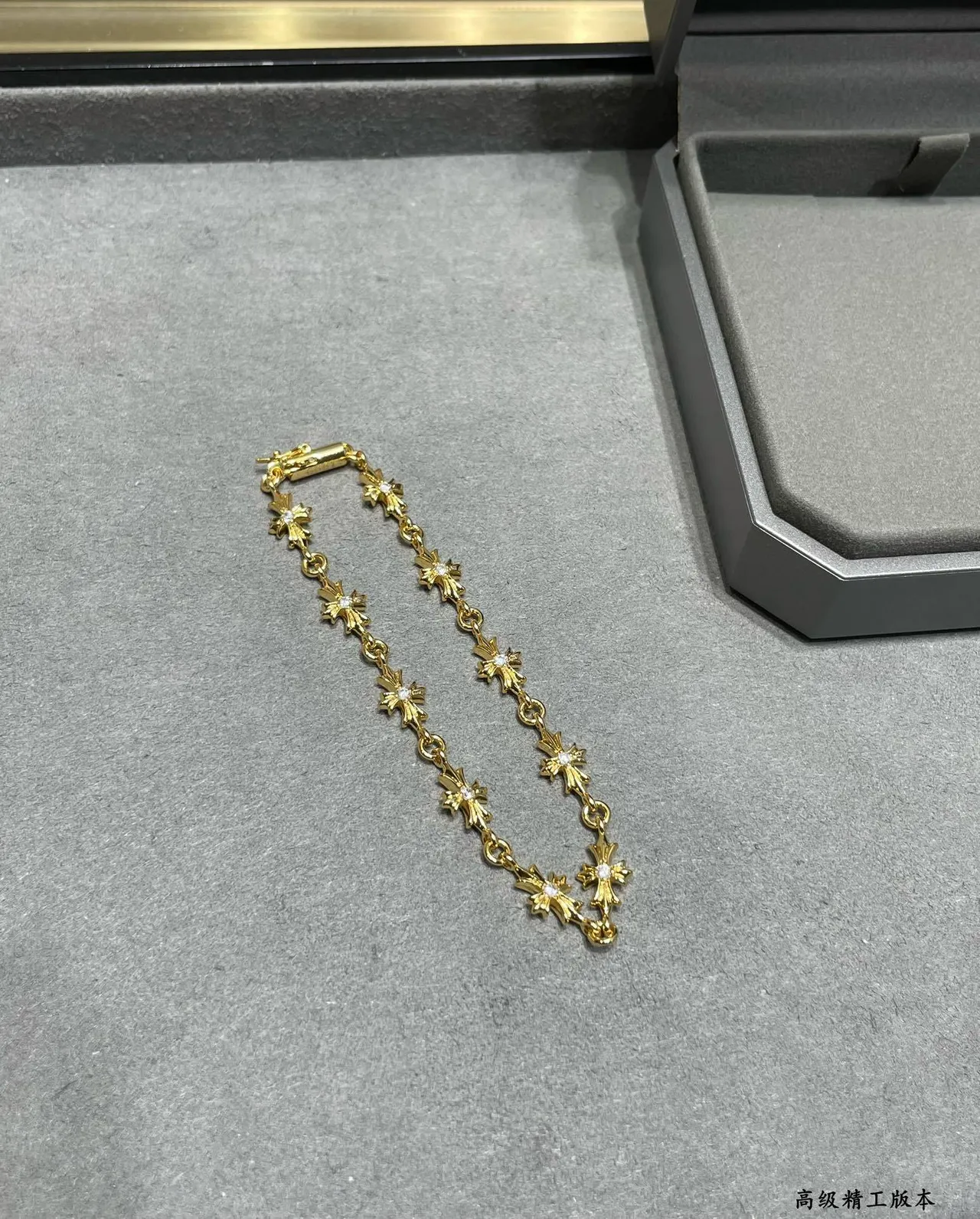 Silver and Gold Star Motif Chain Bracelets 8