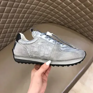 Silver-Gray Textured Retro Runner Lifestyle Sneakers