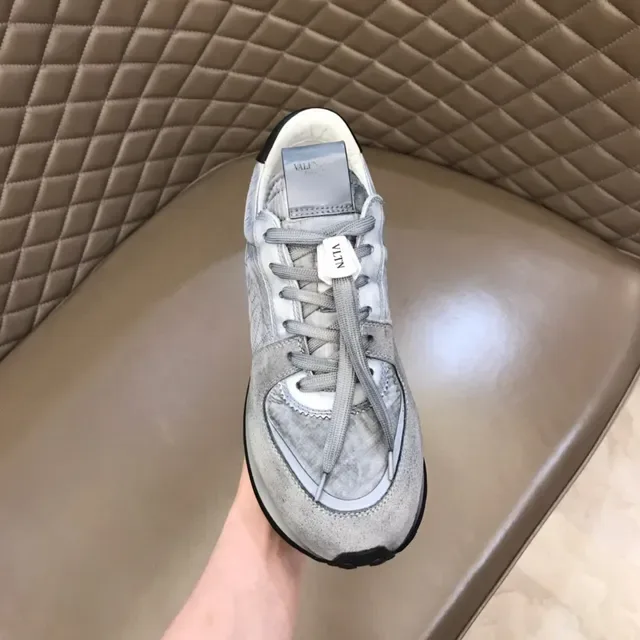 Silver-Gray Textured Retro Runner Lifestyle Sneakers 4