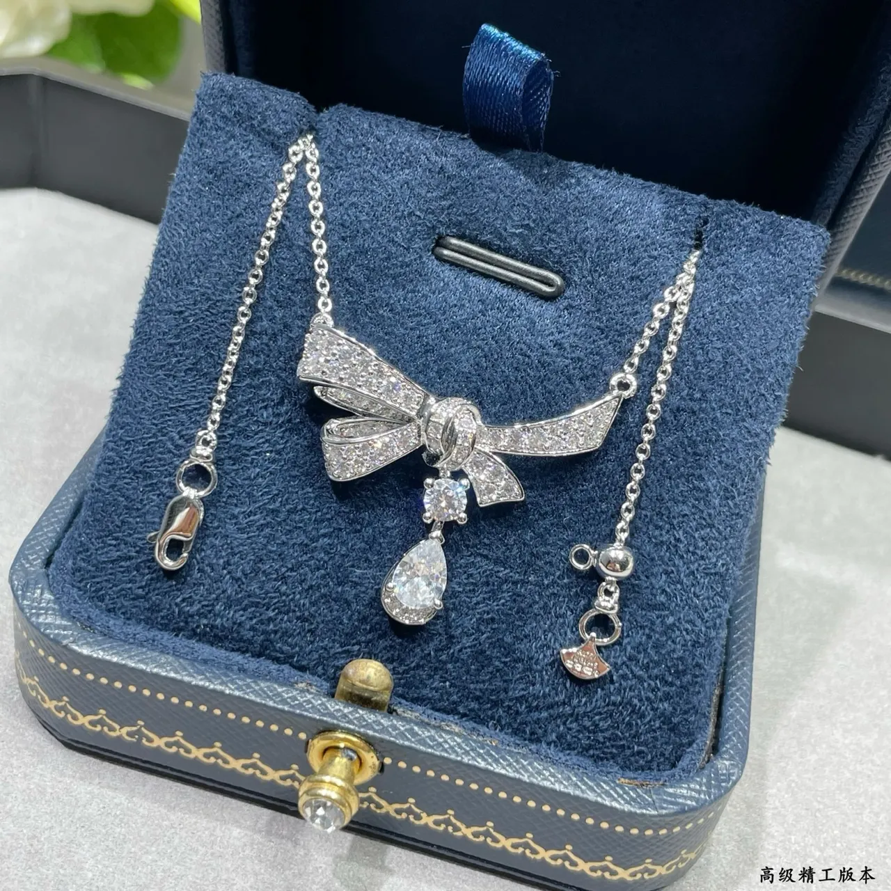 Silver Navy Bow-Shaped Pendant Pave-Set Crystals Necklace 3
