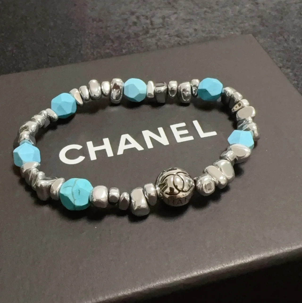 Silver-Tone and Turquoise Beaded Stretch Bracelet 5