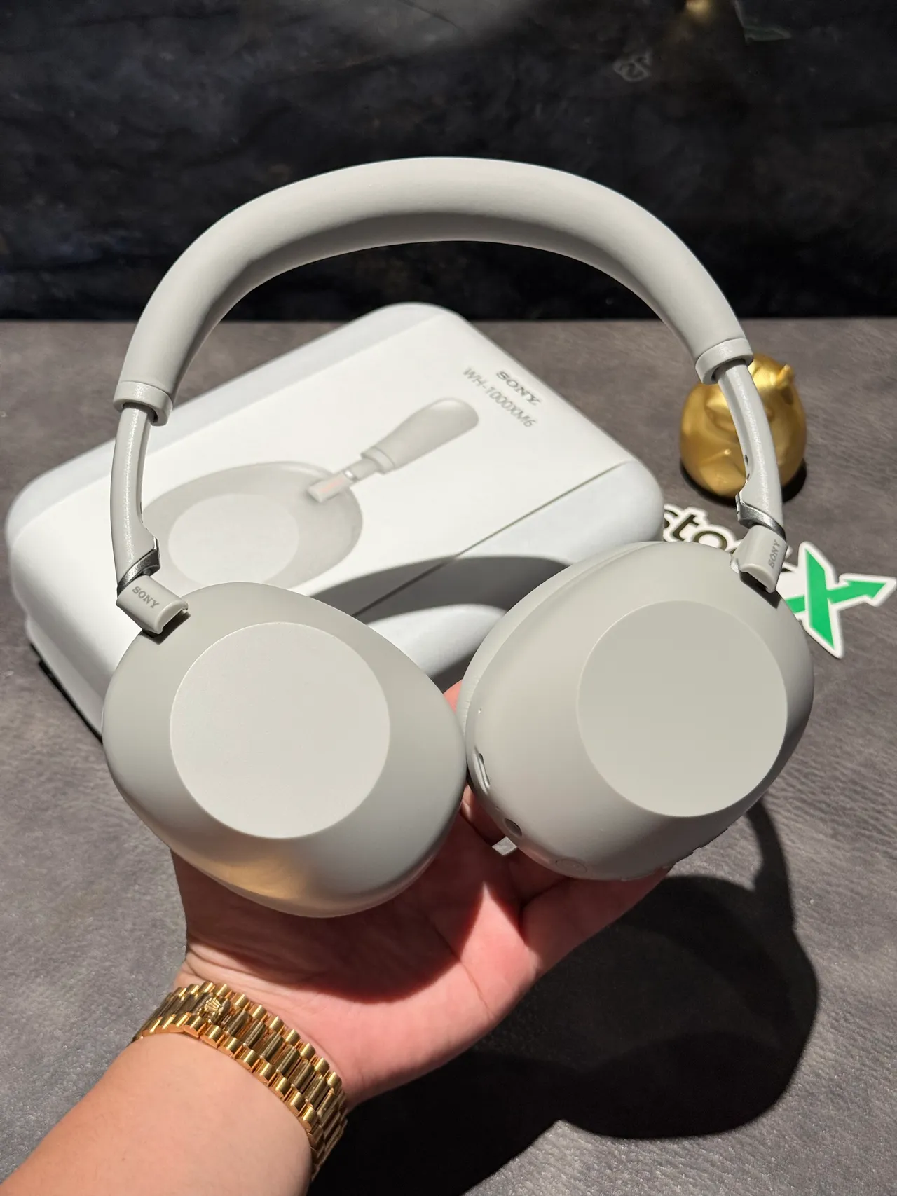 Sony WH-1000XM6 হালকা ধূসর ওভার-ইয়ার হেডফোন 12