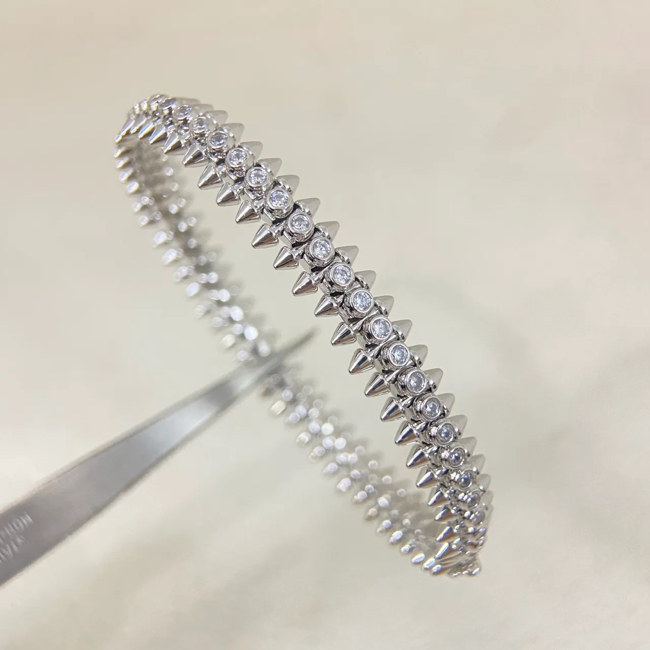 尖刺鉚釘 Pavé 水晶 多排 手鐲 7