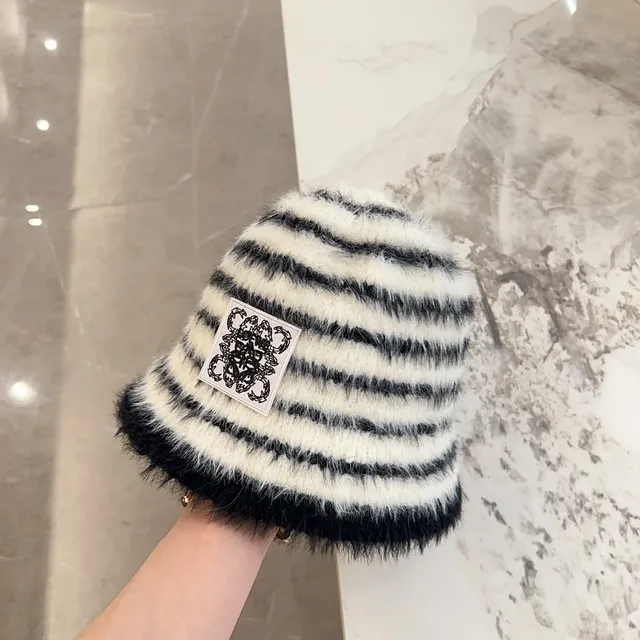 Striped Fluffy Faux Fur Patch-Adorned Bucket Hat 7
