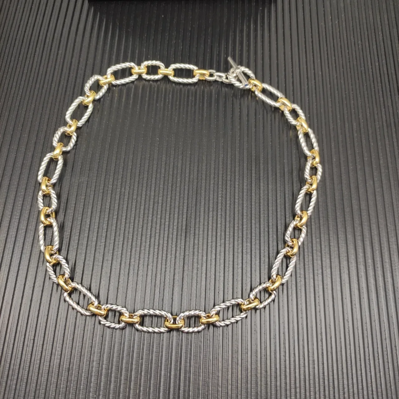 Two-Tone Twisted Rope Link Toggle Clasp Bracelet 5