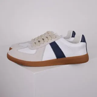 White Beige and Navy Suede-Leather Panelled Low-Top Gum Sole Sneakers