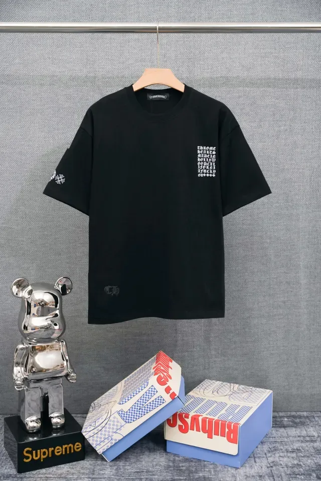 White Text-Printed Crewneck Short-Sleeve Embroidered T-Shirt 3