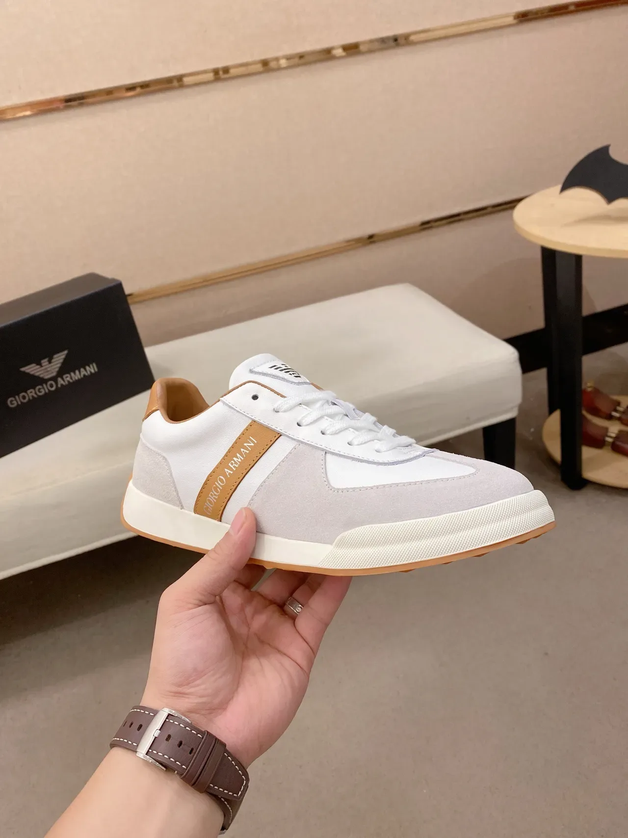 Giorgio Armani White Beige Mixed-Material Upper Clean Low-Top Silhouette Sneakers 4