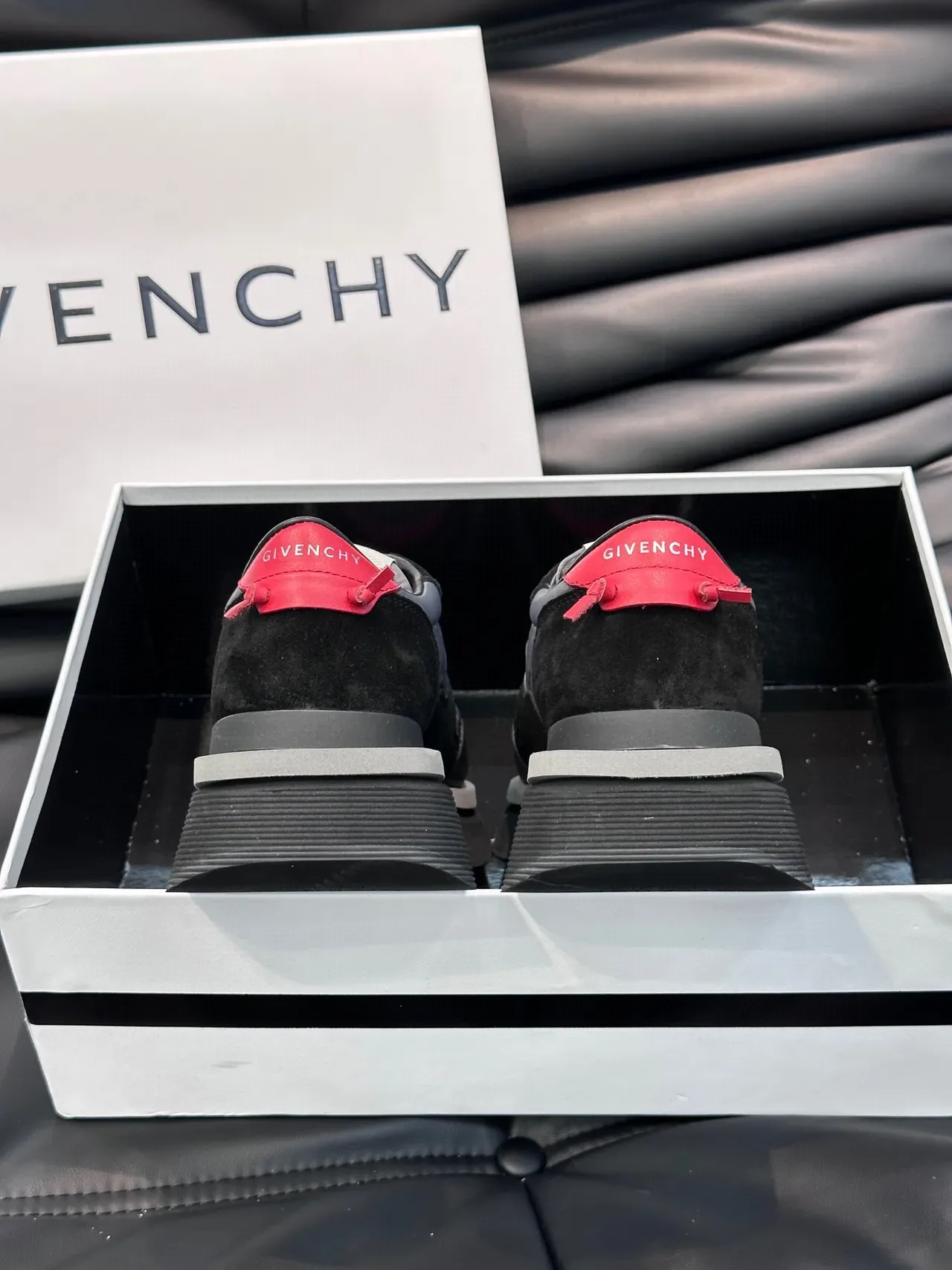 Givenchy Runner कालो लाल प्लेटफॉर्म सोल मिक्सड म्याटेरियल अपर चांग्की स्निकार 5