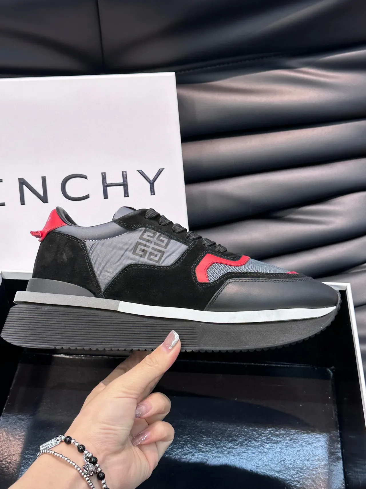 Givenchy Runner कालो लाल प्लेटफॉर्म सोल मिक्सड म्याटेरियल अपर चांग्की स्निकार 6