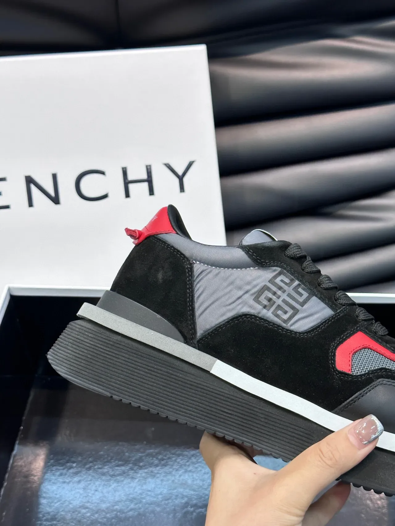 Givenchy Runner कालो लाल प्लेटफॉर्म सोल मिक्सड म्याटेरियल अपर चांग्की स्निकार 7