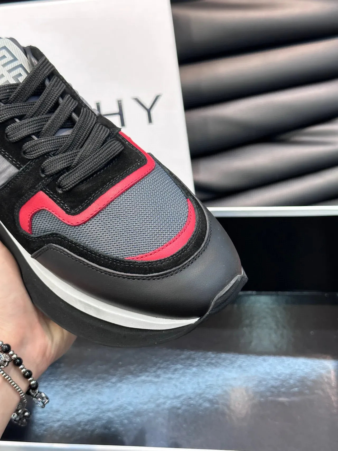 Givenchy Runner कालो लाल प्लेटफॉर्म सोल मिक्सड म्याटेरियल अपर चांग्की स्निकार 8