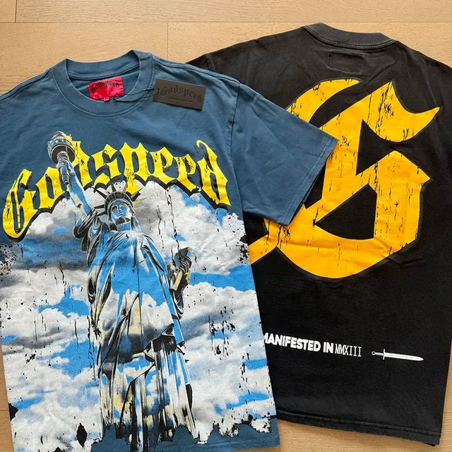 Camiseta Godspeed con estampado gráfico desgastado de la Estatua de la Libertad 7