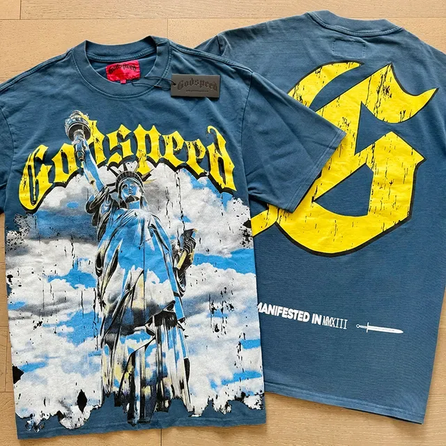 Camiseta Godspeed con estampado gráfico desgastado de la Estatua de la Libertad 8