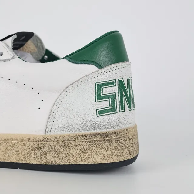 Golden Goose Super-Star Tênis Lifestyle Brancos e Verdes com Estrela 4
