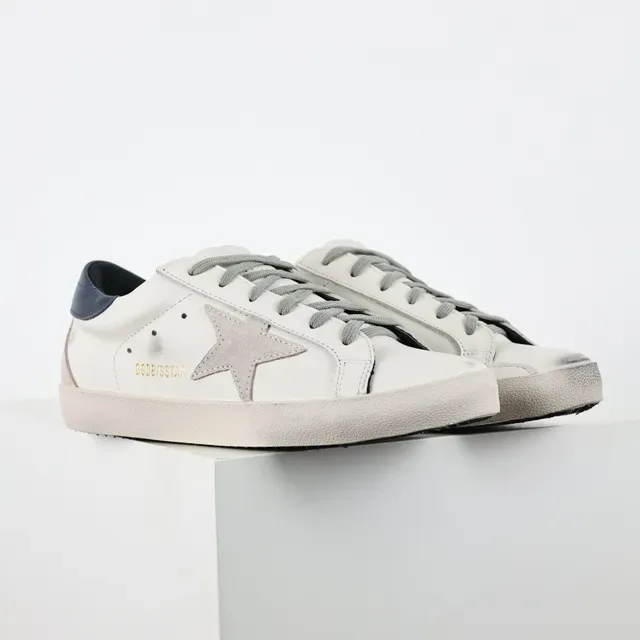 Golden Goose Superstar حذاء رياضي أبيض جلدي متضرر نمط حياة 3