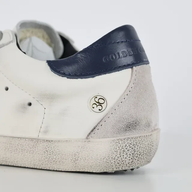 Golden Goose Superstar حذاء رياضي أبيض جلدي متضرر نمط حياة 4