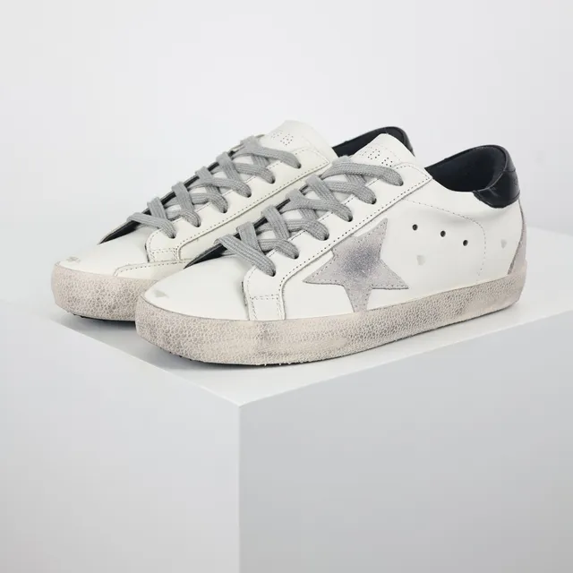 Golden Goose Superstar সাদা খসখসে চামড়া লাইফস্টাইল স্নিকার 2