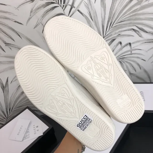 Gucci Ace Cat Print White Leather Lifestyle Sneakers 2