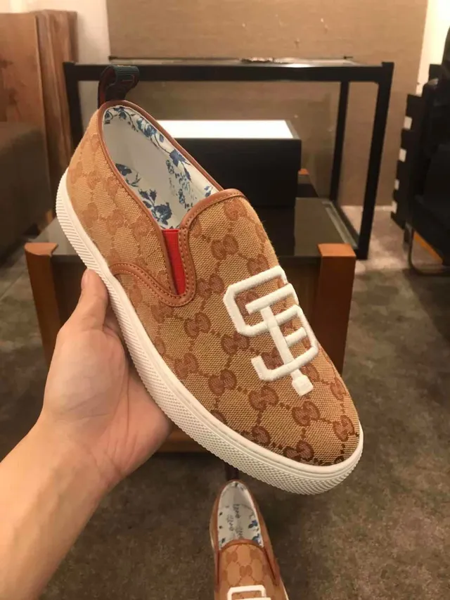 Gucci Ace Slip-On 棕白 GG Monogram 帆布 刺绣 SF Logo 樂福鞋 9