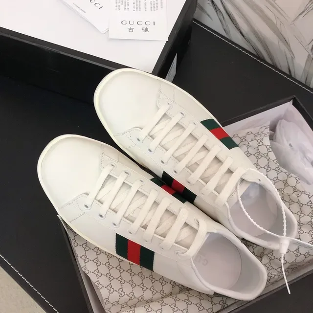 Gucci Ace Blanc Vert Rouge Rayures Web Sneakers Lifestyle 4