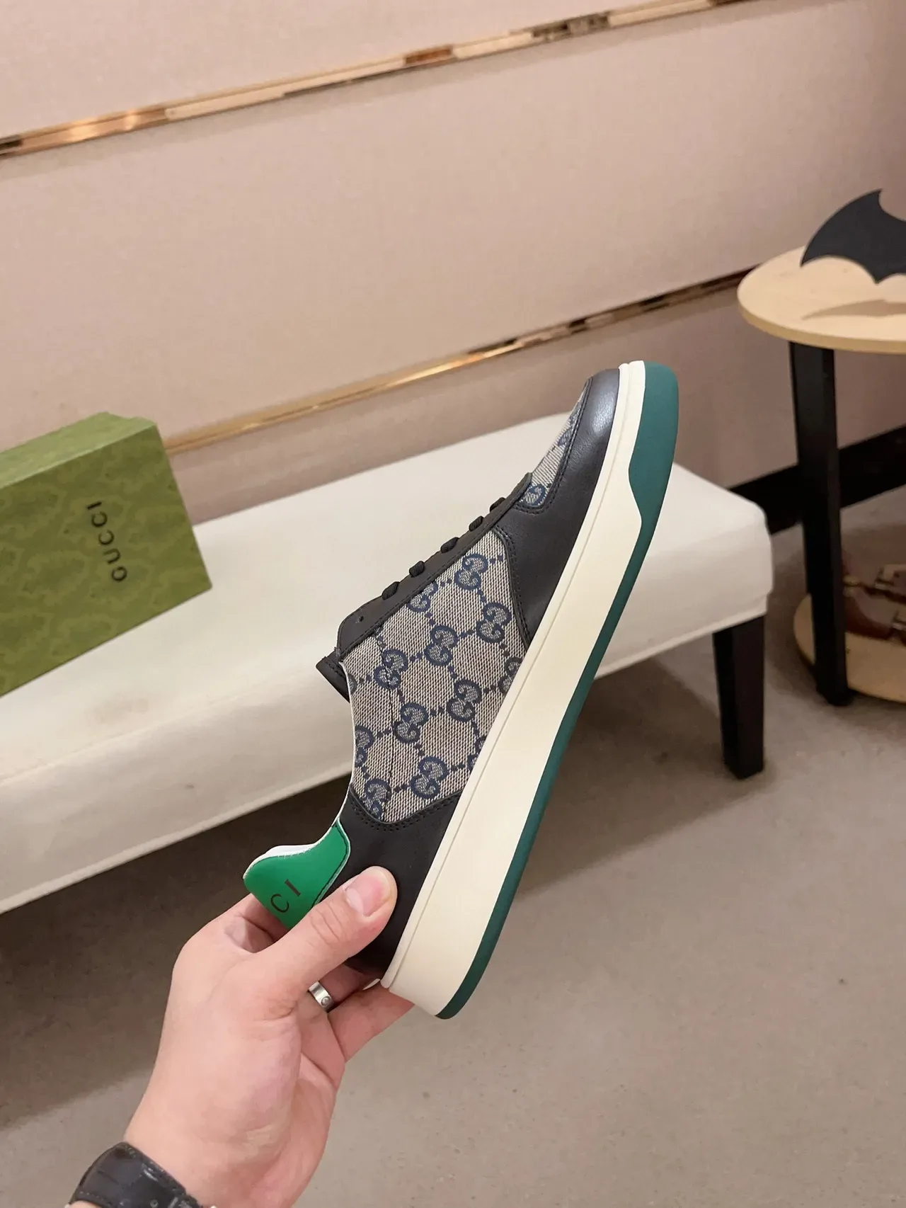 Gucci বেইজ গ্রিন GG Monogram ক্যানভাস কালো চামড়া ওভারলে লাইফস্টাইল স্নিকার্স 5