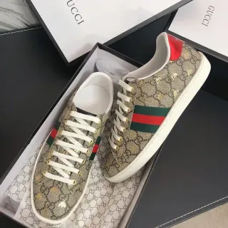 Gucci Beige Blanco GG Monograma Lona Detalle de Rayas Web Zapatillas Lifestyle
