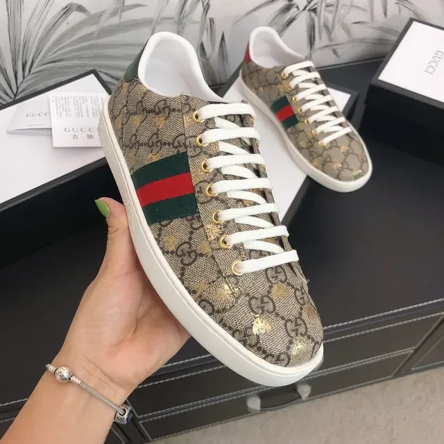 Gucci Beige Blanco GG Monograma Lona Detalle de Rayas Web Zapatillas Lifestyle 3