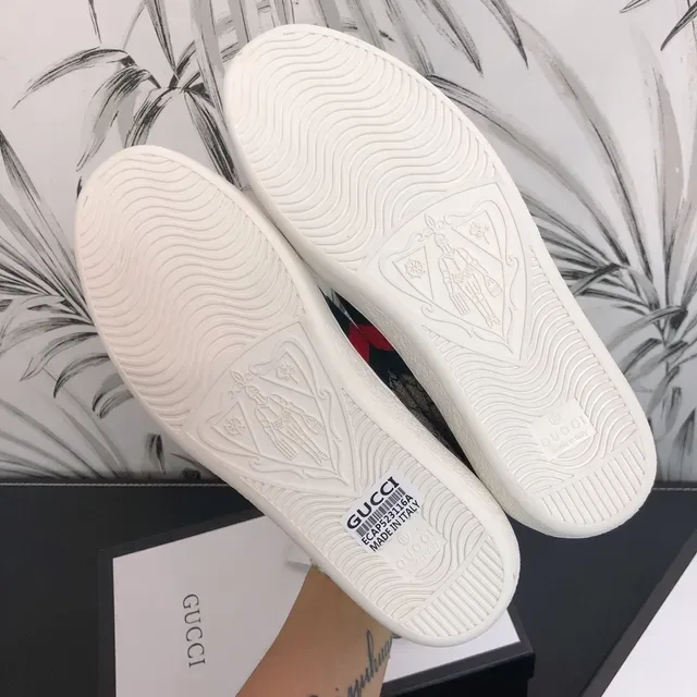 Gucci Beige Blanco GG Monograma Lona Detalle de Rayas Web Zapatillas Lifestyle 5