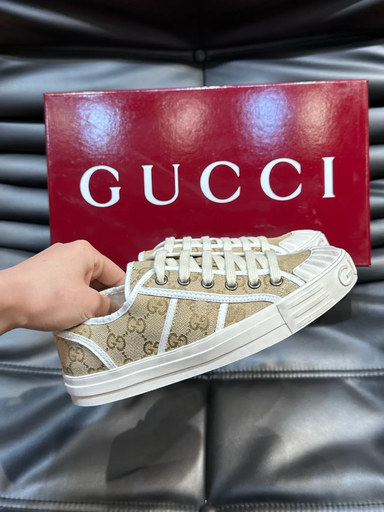 Gucci 米色白色 Monogram 帆布鞋面橡胶底生活方式运动鞋 4