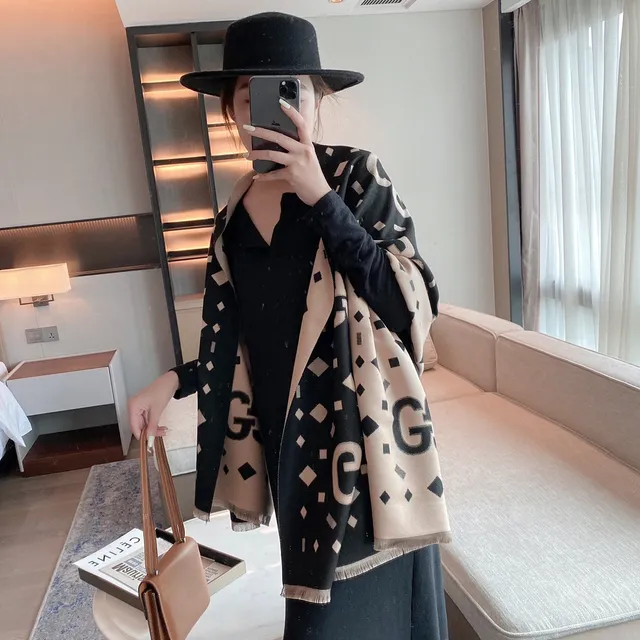 Gucci Negro Beige Oversized Monogramado Chal 5