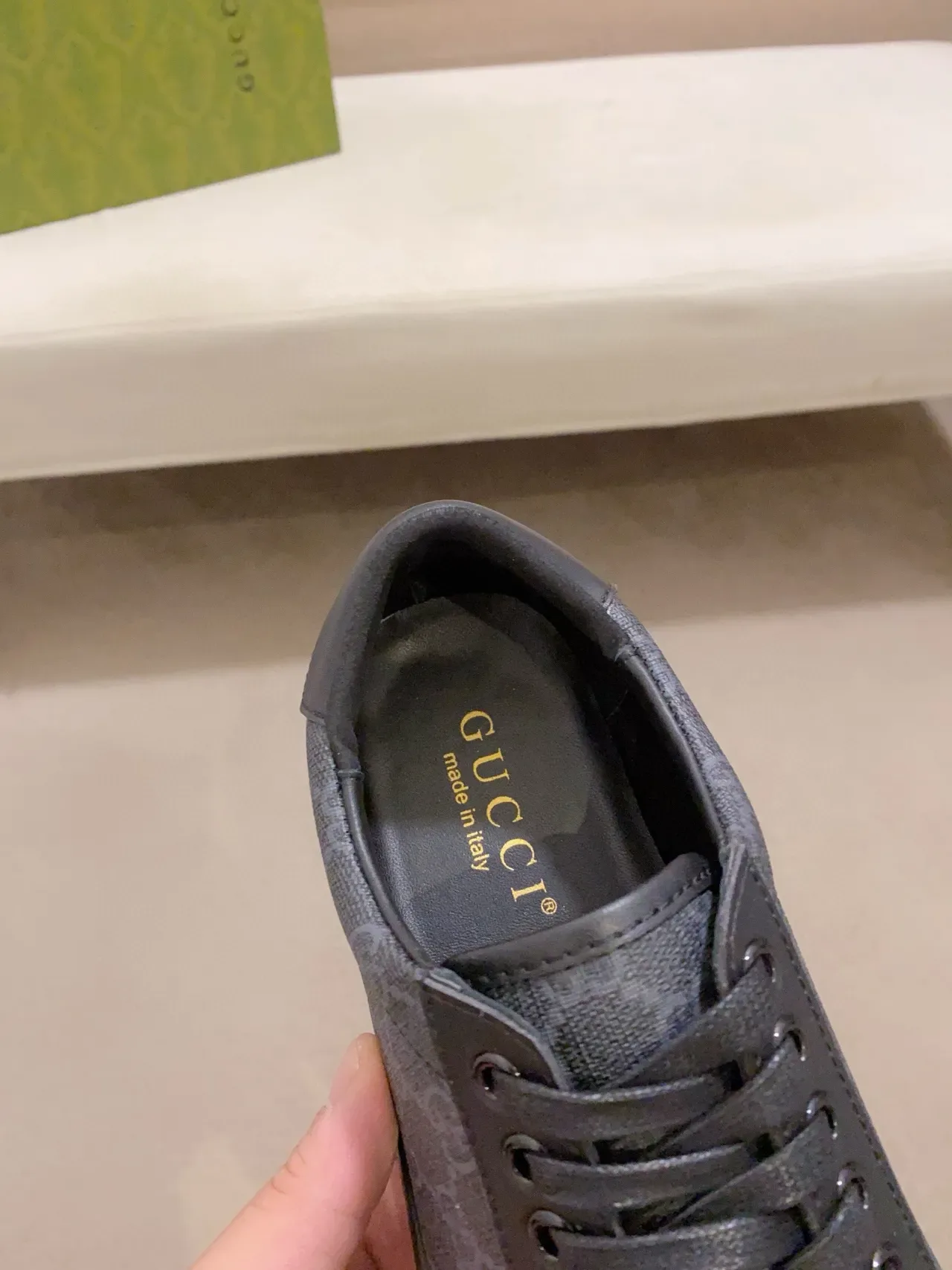 Gucci 黑色 Monogram 帆布鞋面 皮革鞋头 生活方式休闲鞋 5