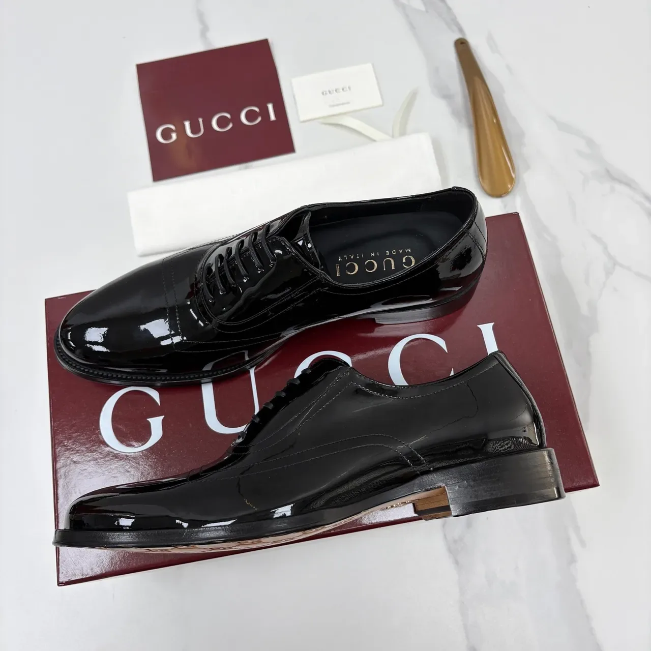 Gucci কালো প্যাটেন্ট লেদার ক্যাপ-টো অক্সফোর্ড জুতো 4