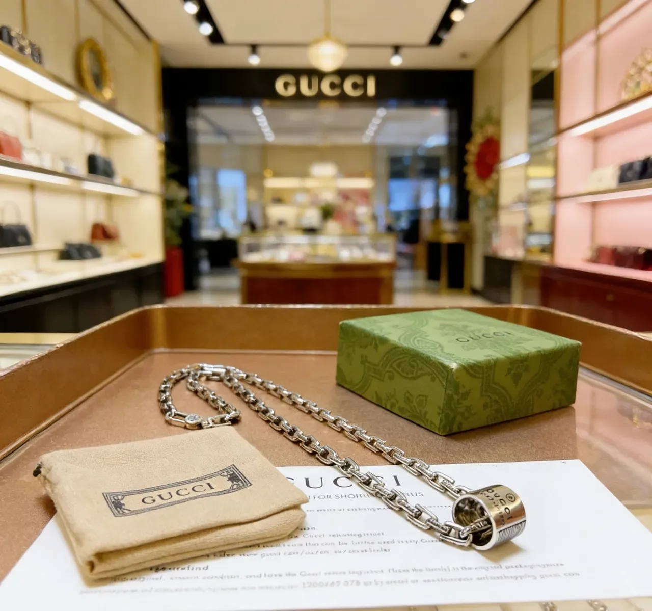 Gucci Collar de Cadena de Plata con Péndant Cilíndrico Rotatorio de Enlaces Pesados 7
