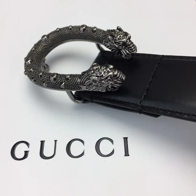 Gucci Dionysus Cinto de couro preto com alça lisa prateada e fivela de cabeça de leão ornamentada 3