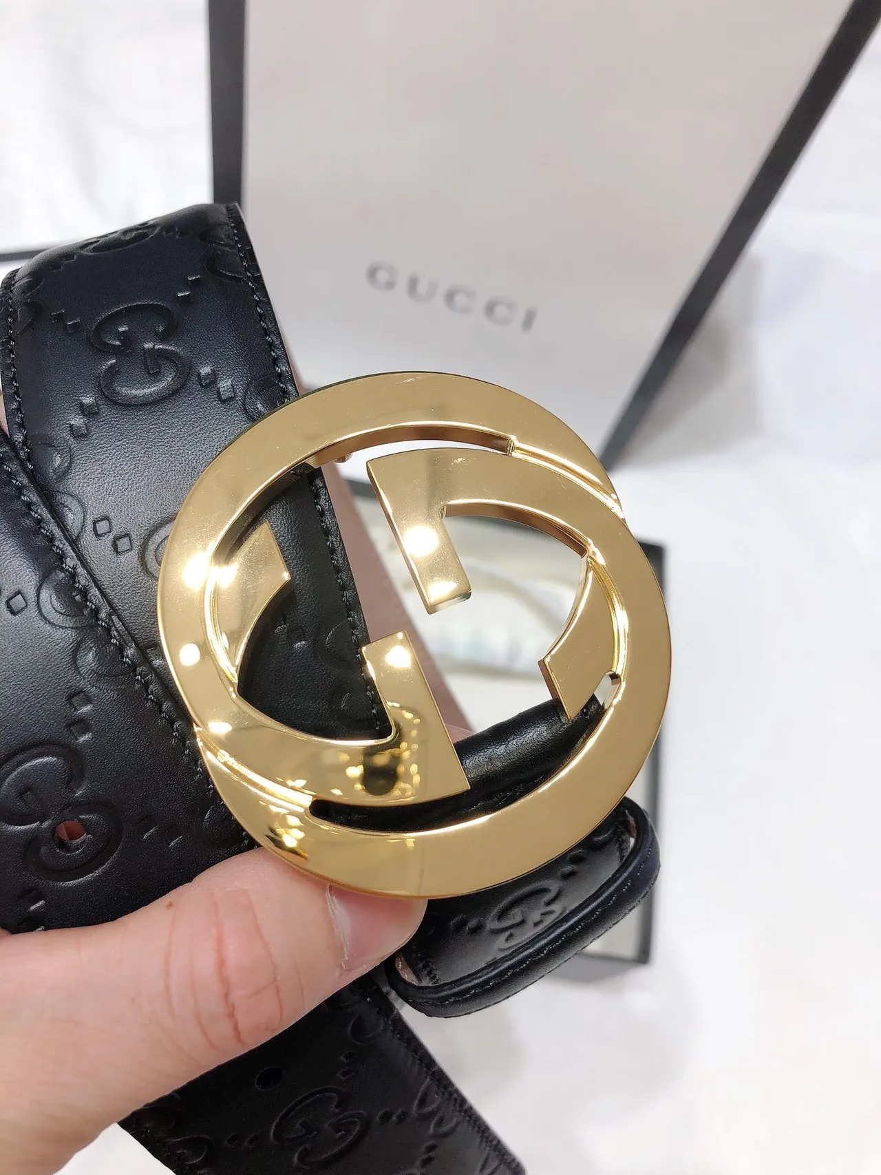 Gucci Double G 黑色金色 互锁扣 GG-压花皮革腰带 3