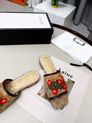 Gucci Flora Zapatilla Bordada Beige Rojo GG Monograma Lona Tigre Y Flores Zapatillas 4