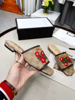 Gucci Flora Zapatilla Bordada Beige Rojo GG Monograma Lona Tigre Y Flores Zapatillas 8