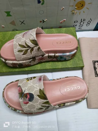 Gucci Floral Print GG Monogram Slide Slippers 2