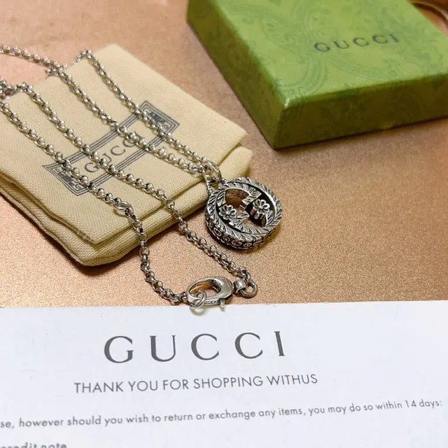 Gucci إكليل زهور قلادة سلسلة فضية 6