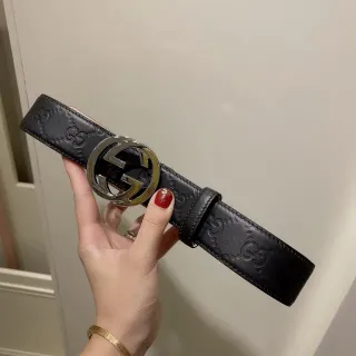 Gucci GG Marmont काले चमड़े का बेल्ट