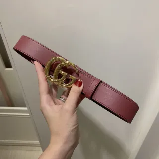 Gucci GG Marmont 酒红色皮革腰带