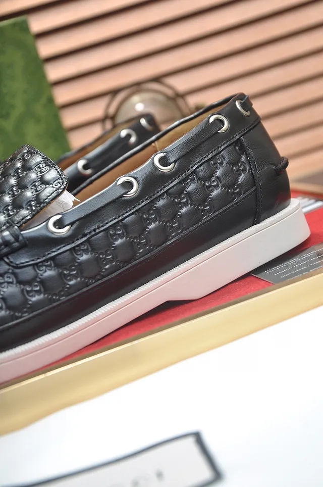 Gucci GG Marmont حذاء لوافر جلدي مطبوع مبطن 3