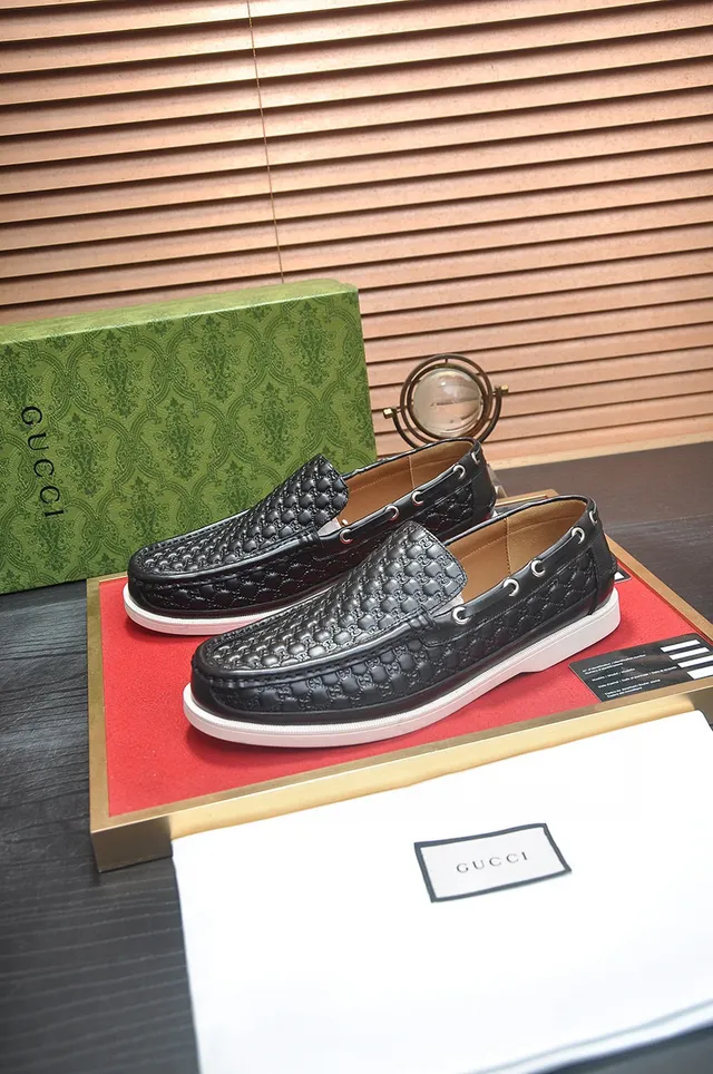 Gucci GG Marmont حذاء لوافر جلدي مطبوع مبطن 8