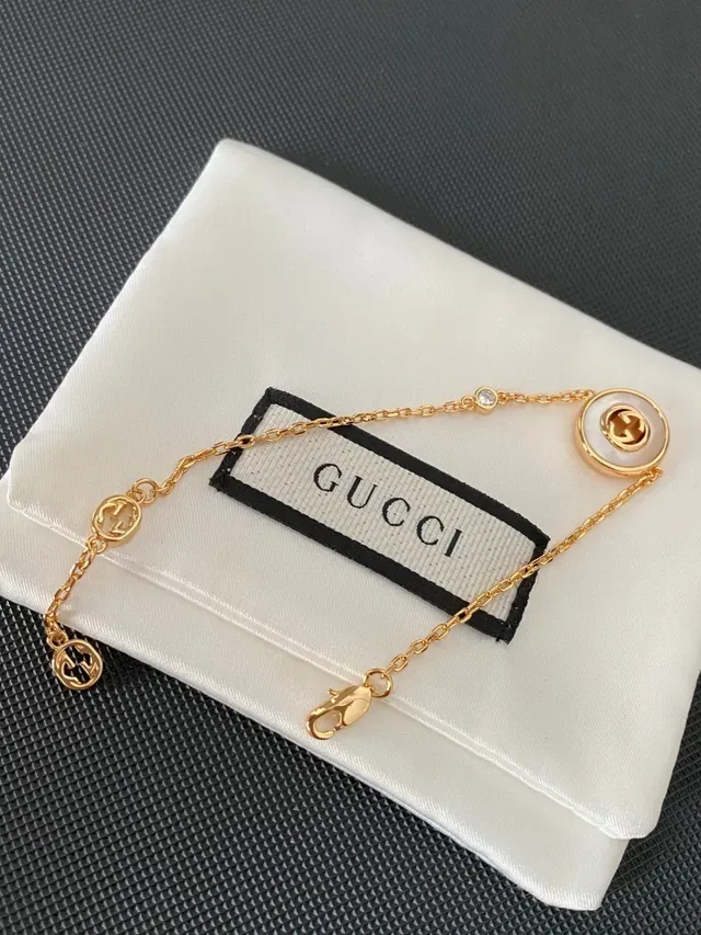 سوار Gucci GG Marmont لؤلؤ أم الخاروف ديسك سلسلة ذهبي اللون 3
