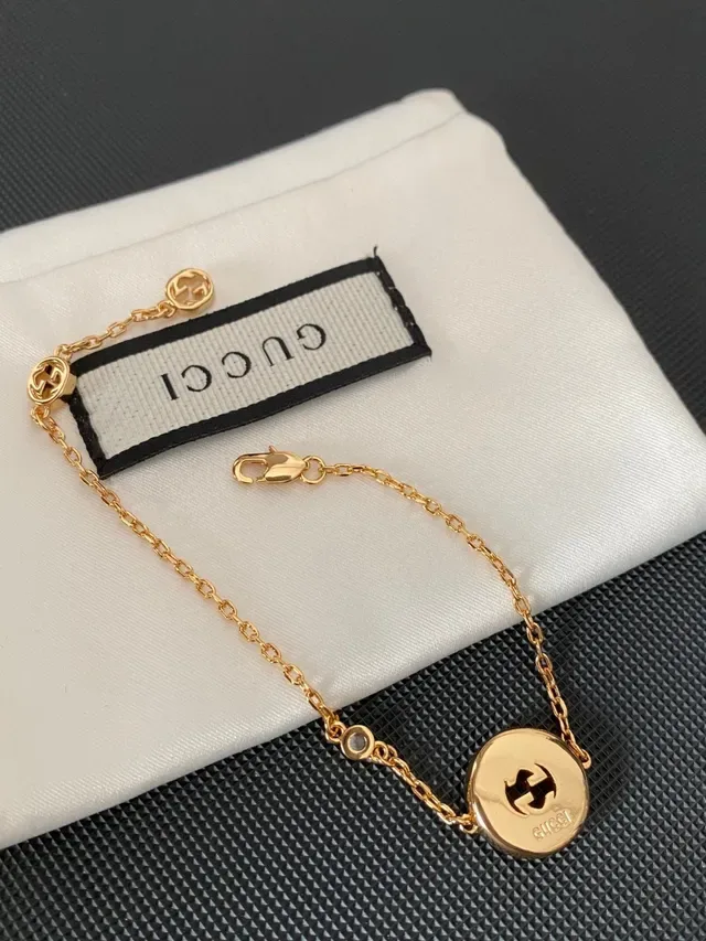 سوار Gucci GG Marmont لؤلؤ أم الخاروف ديسك سلسلة ذهبي اللون 4