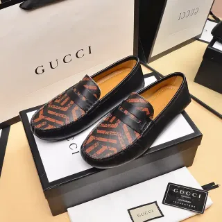 Gucci GG Monogram Print काले लोफर