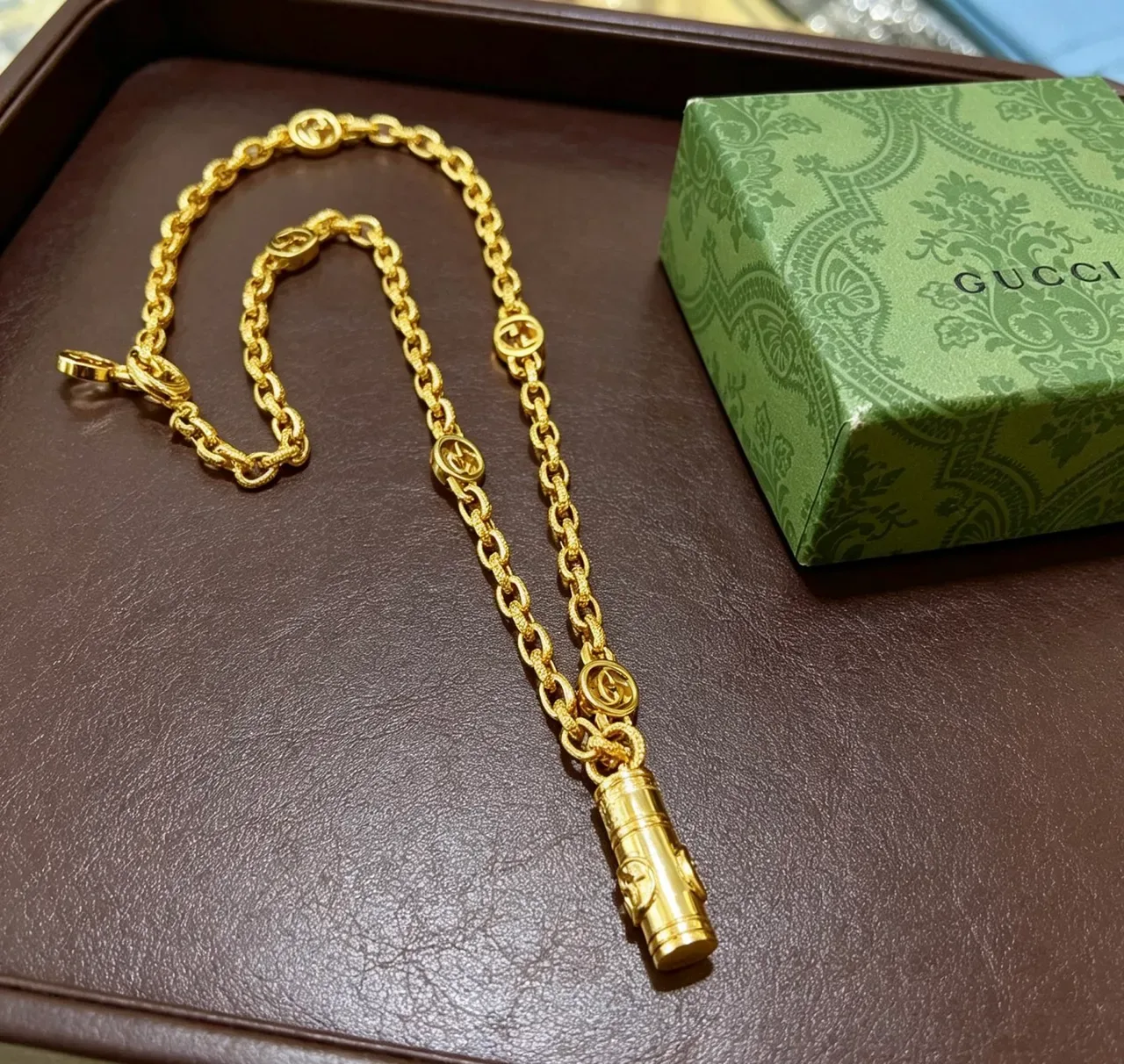 Gucci Gold Curb Chain Interlocking G Logo Links Necklace 3